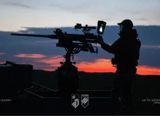 «Надо работать, как единый организм». Почему РФ стремительно продвигается на границе покровского и торецкого направлений — интервью с азовцем Лириком