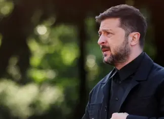 Зеленский ввел в действие решение СНБО о синхронизации санкций против России с ЕС и странами G7