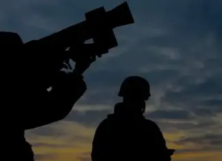 ПВО обезвредила 17 из 35 российских дронов, есть попадания и падения обломков в семи локациях — Воздушные силы