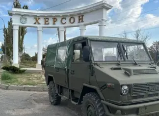 Россияне сбросили на Херсон два КАБа, поврежден автомобильный мост, ведущий к микрорайону Корабел