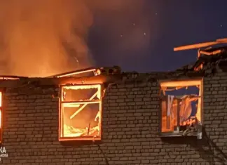 РФ атаковала Сумы ударными БПЛА: повреждено учебное заведение, вспыхнул пожар