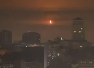 Ночная атака РФ: по всей Украине объявлена тревога, по Киеву россияне ударили ракетами, в пригороде Харькова раздавались взрывы