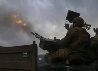 В ряде областей объявляли воздушную тревогу из-за угрозы баллистики, продолжается атака шахедами — онлайн