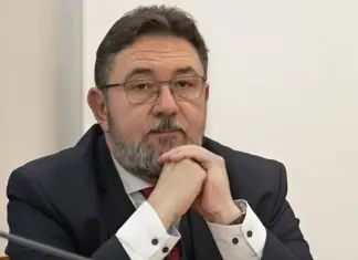 «Нужна масштабная ротация». Ермак является одним из символов системы, которая позволила позорной коррупции появиться — разговор с нардепом Потураевым