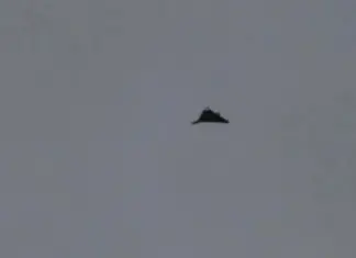 РФ атаковала Вышгород шахедами: вспыхнул пожар в многоэтажке, разрушен частный дом