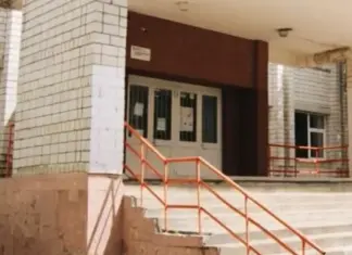 Во Львове во дворе школы произошла стрельба между родителями учеников: ранен мужчина