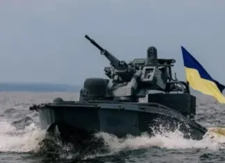 Украинские дроны Sea Baby атаковали танкер из «теневого флота» РФ в Черном море — СМИ