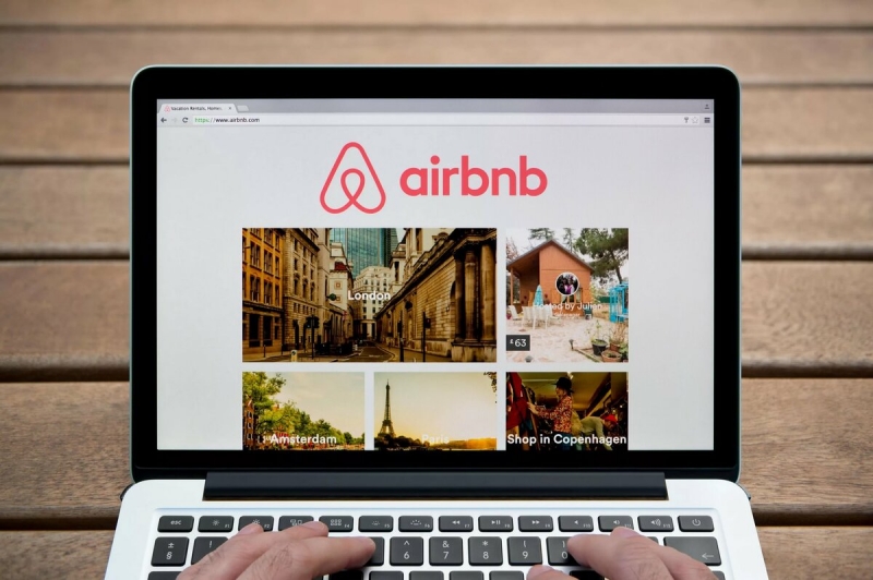 Airbnb запретил гражданам РФ и Белоруссии аренду жилья по всему миру