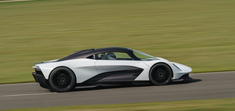 Aston Martin Valhalla может получить двигатель от Mercedes