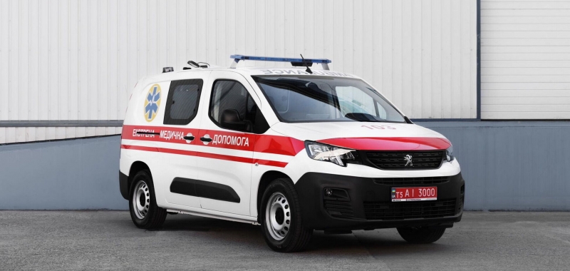 ''Автоспецпром'' показал скорую помощь на базе Peugeot Partner