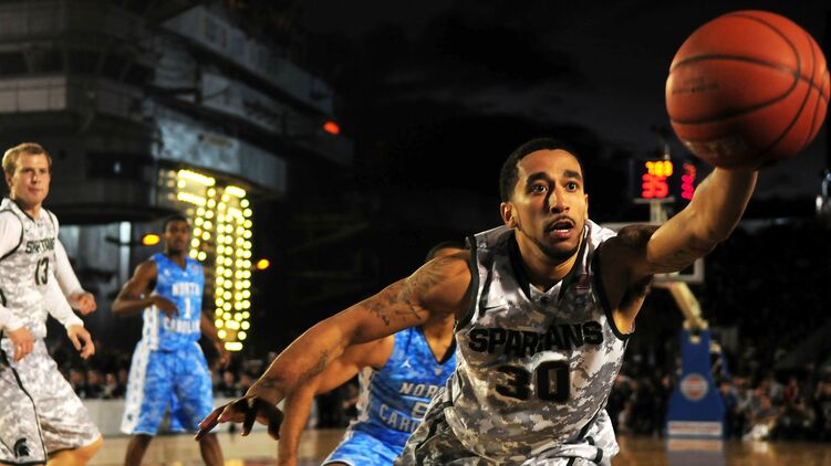 Баскетбольная сборная США проиграла на Олимпиаде впервые за 17 лет