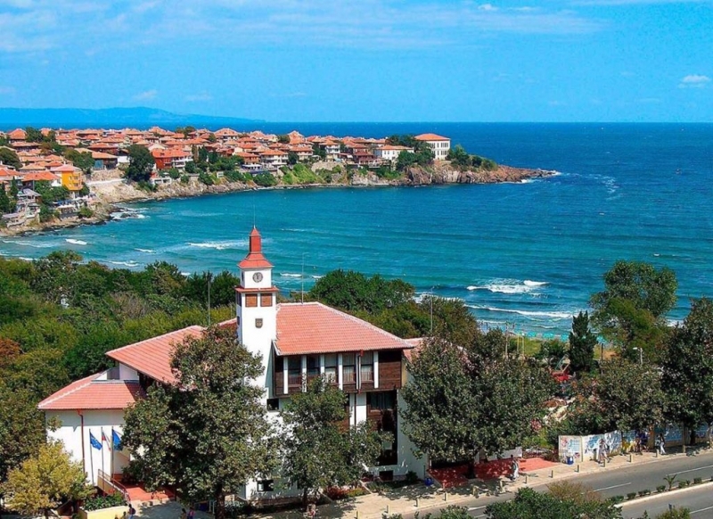 Болгария готова принять российскую делегацию для оценки курортов