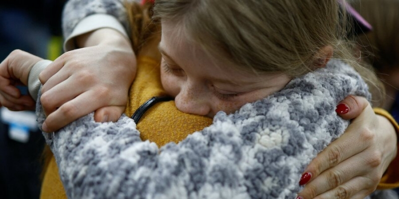 Депортированных из&nbsp;Украины детей бьют за&nbsp;отказ петь гимн России&nbsp;&mdash; Герасимчук