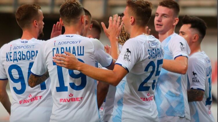 Динамовцы Киева победили "Зарю" в игре с двумя незабитыми пенальти