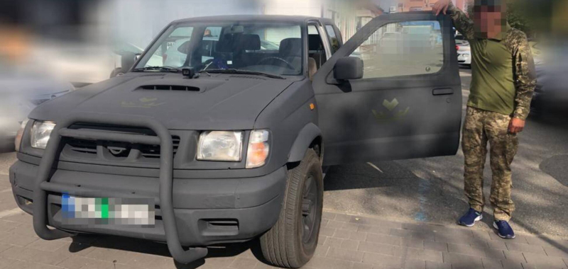 Favbet Foundation передал бойцам ВСУ на передовую очередной внедорожник Mazda