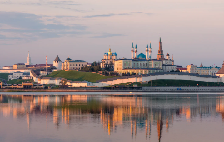 Где россияне планируют отдыхать на майские праздники?