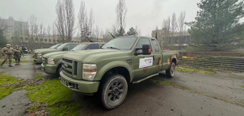 ГЕРОЙCAR передали ВСУ 15 пикапов, которые станут в защиту неба Киева