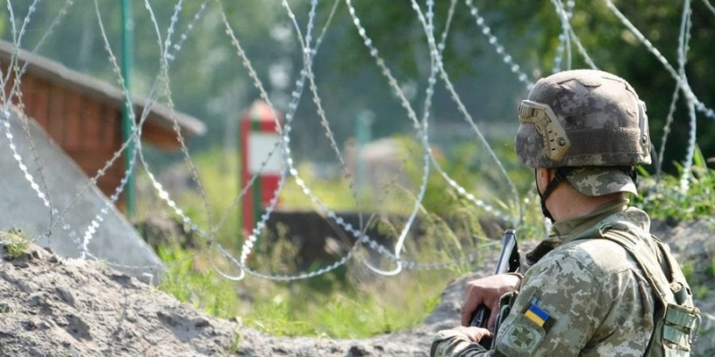 Количество увеличено. Кто из&nbsp;мужчин имеет право на&nbsp;выезд за&nbsp;границу с&nbsp;1&nbsp;ноября и&nbsp;какие изменения внесло правительство