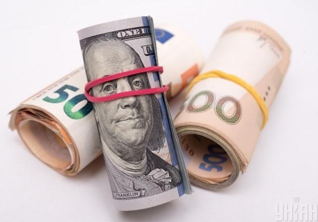 Курс валют на 7 сентября: доллар и евро резко упали
