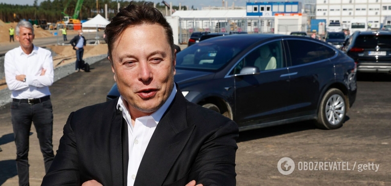 McLaren за миллион и Tesla Cybertruck: как выглядит коллекция авто Илона Маска. Фото