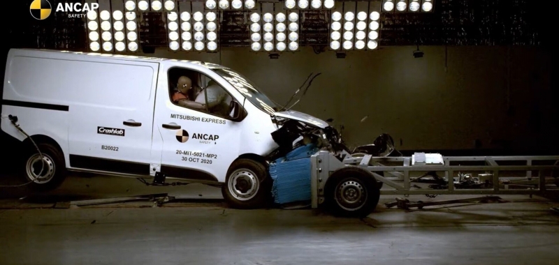 Mitsubishi Express получил ноль звезд в краш-тестах