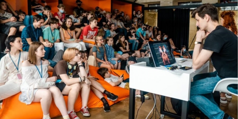 Новости компаний: 5 причин, почему альтернативное образование дает лучшие результаты и мотивирует подростков развиваться