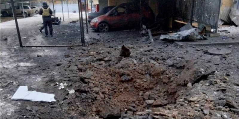 Оккупанты нанесли ракетный удар по&nbsp;Дружковке, повреждены многоэтажки и&nbsp;автомобили