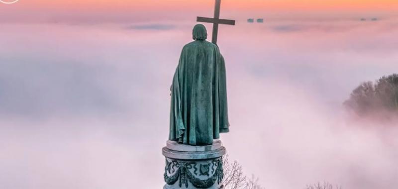 Порошенко в День Крещения Руси-Украины: наша вера &ndash; духовный меч против врага