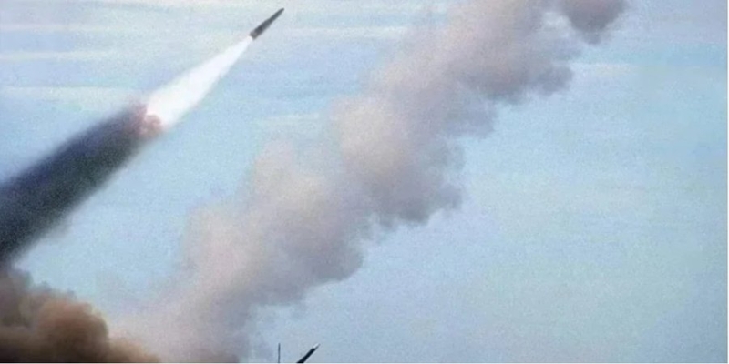 Россия ударила по&nbsp;Одессе баллистической ракетой с&nbsp;кассетным боеприпасом, два человека госпитализированы&nbsp;&mdash; ОВА