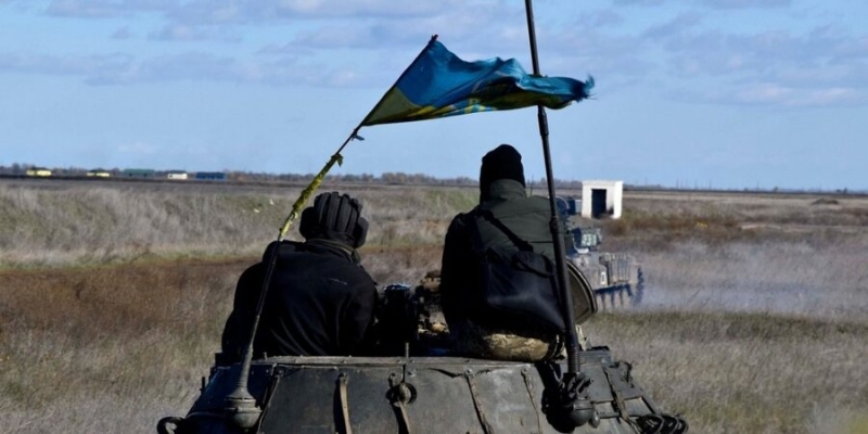 Шойгу приказал отступать из Херсона, Киев признаков отступления не видит, источники подтверждают смерть Стремоусова — что происходит