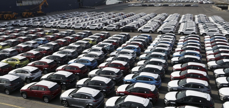 Сколько авто не выпустили в 2021-м и когда прекратится дефицит: данные аналитиков