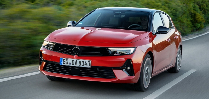 Стали известны украинские цены на новый Opel Astra