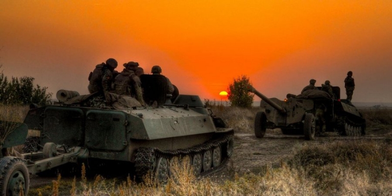 Сутки на&nbsp;Донбассе: двое военных получили ранения в&nbsp;результате обстрелов боевиков