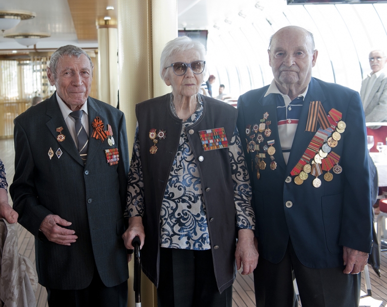 В День Победы ветераны смогут насладиться прогулкой по Москве-реке на яхтах Флотилии бесплатно