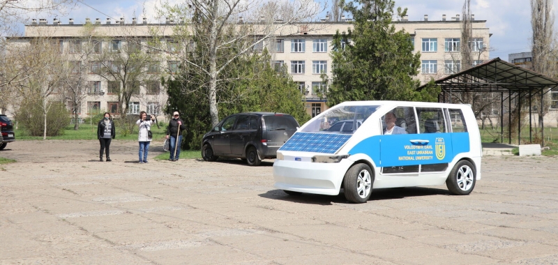 В Украине представили уникальный электрокар