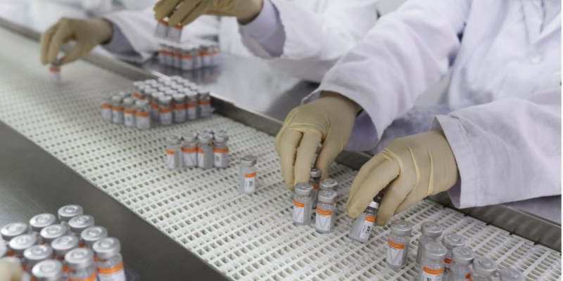 Вакцину CoronaVac планируют начать развозить по&nbsp;регионам Украины уже в&nbsp;понедельник