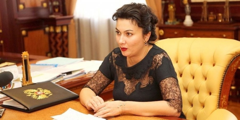 В&nbsp;Крыму на&nbsp;взятке попалась &laquo;министр культуры&raquo;, ругавшаяся матом на&nbsp;совещании с&nbsp;Аксеновым