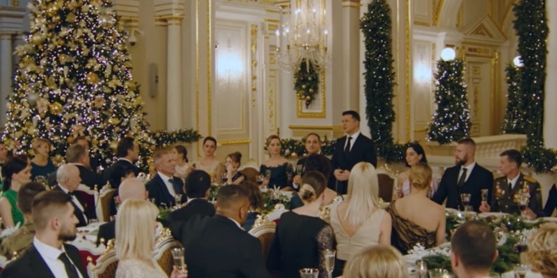 В&nbsp;Офисе президента рассказали, кто снимался в&nbsp;новогоднем поздравлении Зеленского