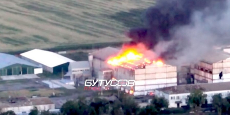 ВСУ уничтожили в Харьковской области склады 20-й армии РФ — видео
