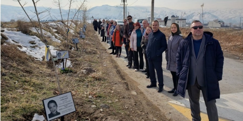 Вторая годовщина трагедии рейса МАУ: под Тегераном открыли аллею из&nbsp;176 деревьев в&nbsp;память о&nbsp;жертвах катастрофы